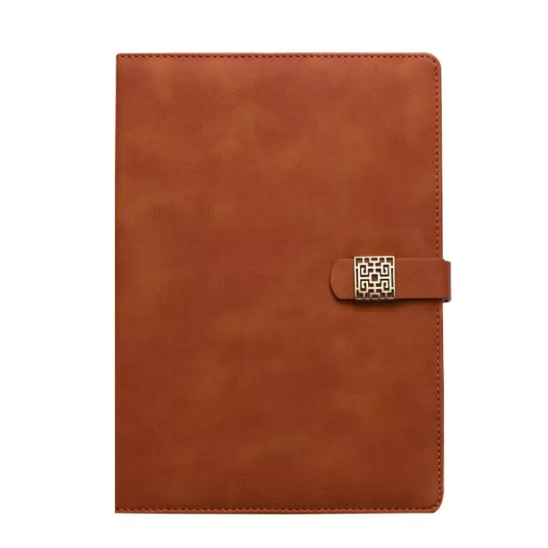 カスタムバックルノートブックが通常のノートブックから際立っている理由は何ですか？